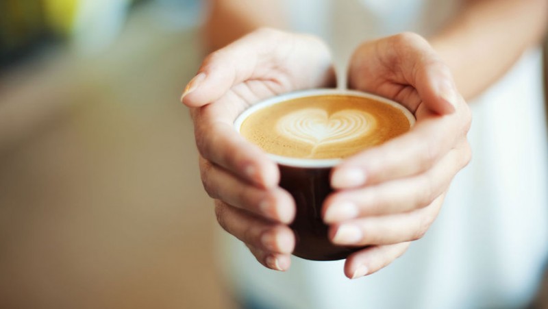 Врач из Великобритании предостерегла от употребления кофе по утрам