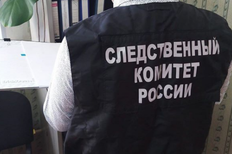 В Новороссийске мужчина после застолья не досчитался 760 тыс. рублей из шкафа