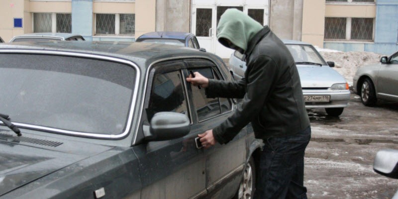 Неудачная попытка: 20-летний житель Анапы угнал автомобиль в Новороссийске