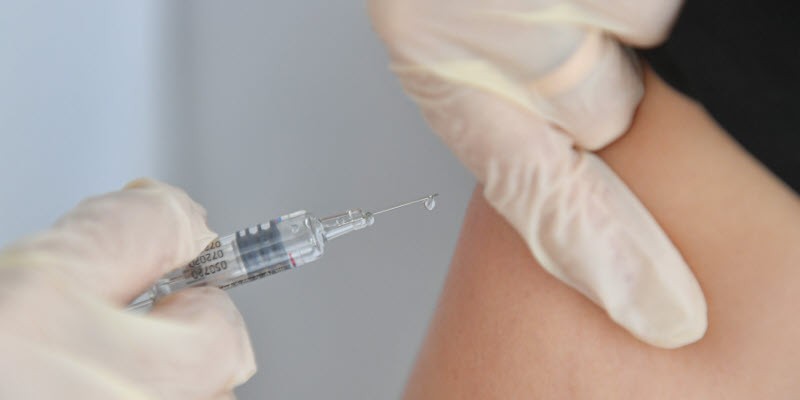 В России начались пострегистрационные испытания вакцины «Вектора»