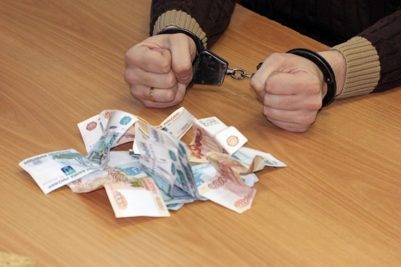 Сотрудник транспортной компании украл запчасти с автомобилей на 140 тыс. рублей