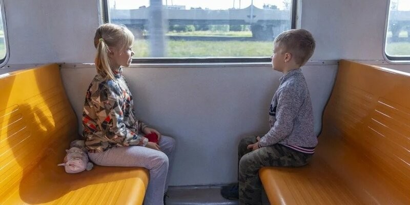 Выгодные условия: в России семьи с детьми смогут путешествовать в купе по льготным тарифам