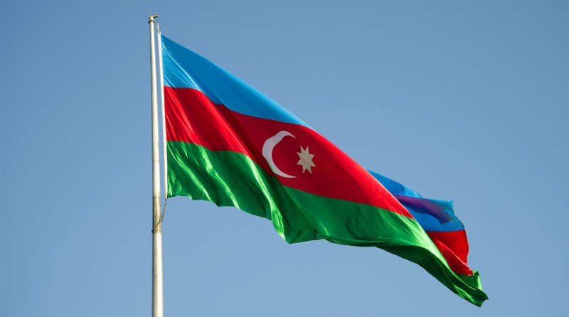 Азербайджан закрывает границы на въезд и выезд с 14 декабря