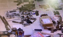 В доме новороссийца обнаружили склад оружия и боеприпасов