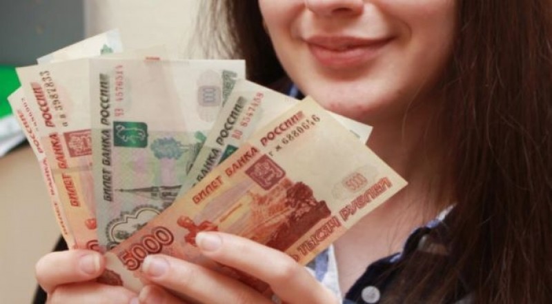 Одолжила без спроса: в Новороссийске уборщица украла у своего клиента 800 тысяч рублей